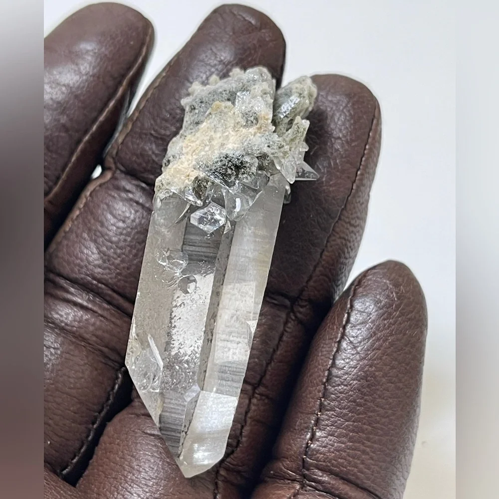 Lemurian Quartz with inclusions - Picture 8 of 14